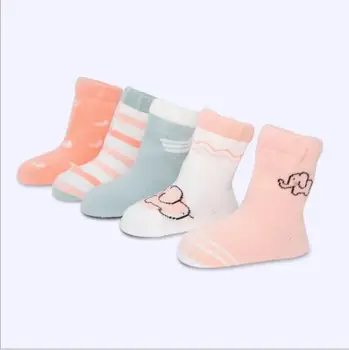0-5 Años niños Nuevos calcetines de dibujos animados de algodón bebé niños niñas loose socks 5 pares por mucho