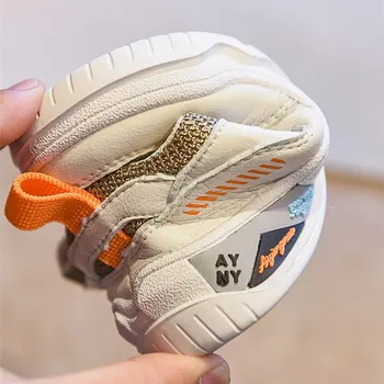 AOGT Otoño Zapatos de Bebé Para Niño Niña Microfibra de Cuero Niño Zapatos de Alta Cómodo Suave antideslizante 0-3 Años Niño Zapatillas de deporte