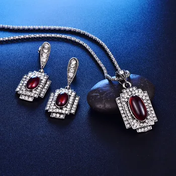 CASHOU35 Rojo de cristal de la moda de sistema de la joyería de circón de tres piezas anillo del collar del collar de los pendientes de la joyería conjunto 70408