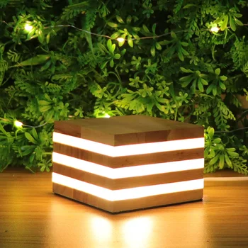 Creativo de madera maciza de Noche LED Luz extraña escritorio de madera cuadrado de la lámpara de carga USB dormitorio lámpara de la mesita