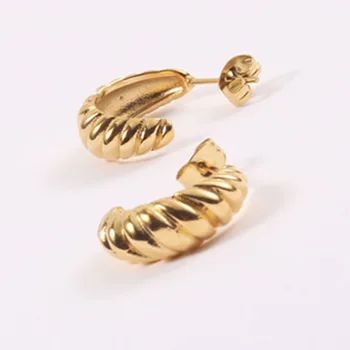 Croissant pequeño C pendientes de aro de acero inoxidable para las mujeres chapado en oro de la moda minimalista de la cuerda de forma pendientes de aro de la moda de 2020 62765
