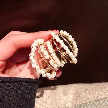 De Color oro Multi-capa Simulada de Perlas de diamantes de imitación Pendientes del Perno prisionero Para las Mujeres 2019 Nueva Moda Elegante hecho a Mano Pendientes de la Joyería Regalos