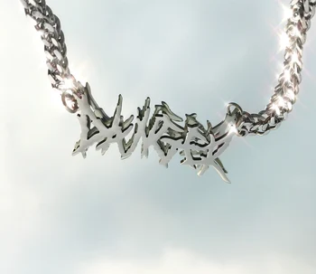 Independiente de diseño de acero de titanio super guapo espina carta collar peligroso chica PELIGRO de clavícula cadena 11038