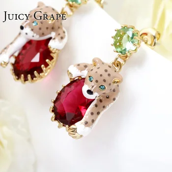 Jugosas Uvas De Leopardo Rojo Cristal Sexy Elegantes Aretes De Las Mujeres 2019 Esmalte Dorado De La Moda De Moda De La Joyería Animal