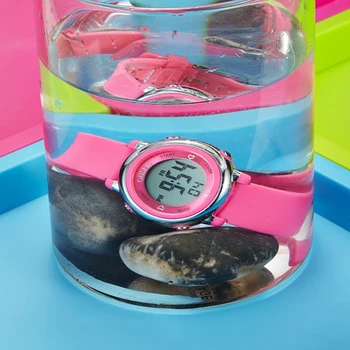 La moda de OHSEN Digital Niño Niños reloj de Pulsera Infantil de las Niñas de la Correa de Silicona Nadar 50M de Buceo deportivo Reloj de Niños de 7 colores de Alarma Reloj de Regalo