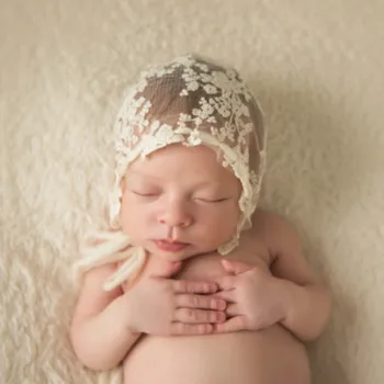 Lindo Gorro para el Bebé Recién nacido de Algodón de Encaje de Sombreros y Gorras Bebé Bebe bordado de la Flor de la Tapa de la Fotografía de la Correa de Sombreros 2Colors