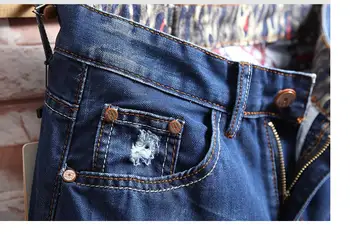 Los Hombres Agujeros Azul Corto De Jeans Nuevos De Verano Los Hombres Rectos Cortos De Mezclilla De Estilo De La Moda De Los Hombres De Algodón Casual Pantalones Cortos De Mezclilla Talla 38