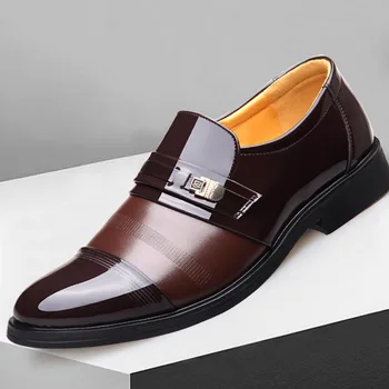 Nuevo Cuero Genuino de los Hombres Vestido de Novia Zapatos de Punta Plana de Negocios Zapatos Británicos cordones de Cuero de los Hombres Zapatos Formales