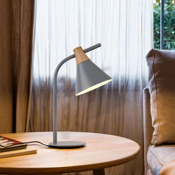 Nórdicos simple plancha de madera lámpara de mesa moderna campo lámpara de escritorio LED E27 con 4 colores para el estudio dormitorio salón de la librería hotel
