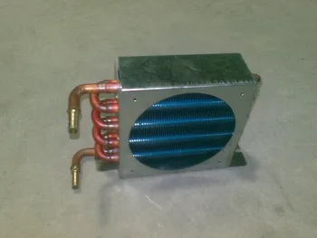 Refrigerado por agua de la fila de condensador, evaporador intercambiador de calor del radiador con 1/4' de la rosca o de la pagoda de las articulaciones de tono fila de 25 mm con tubo de cobre