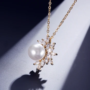 UILZ de la Moda de la Ronda de Imitación de la Perla Cz Piedra de Cristal de Circón Collar en Forma de Flor Collar de Cadena De las Mujeres UN078