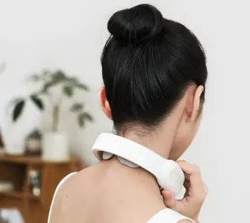 Youpin Multifuncional de terapia física vértebra cervical control remoto inteligente de los hombros y el cuello masajeador
