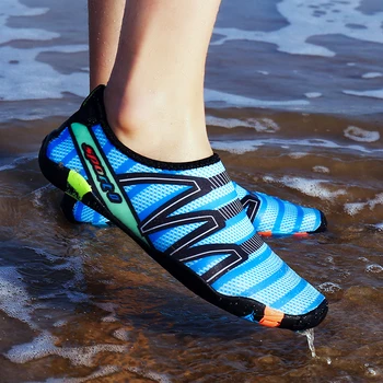 Zapatillas de deporte de playa de Natación de Zapatos de los hombres Zapatos de Aqua de Agua de las mujeres Zapatos descalzos unisex tamaño 35-46 zapatilla agua zapatos mujer 2020 39136