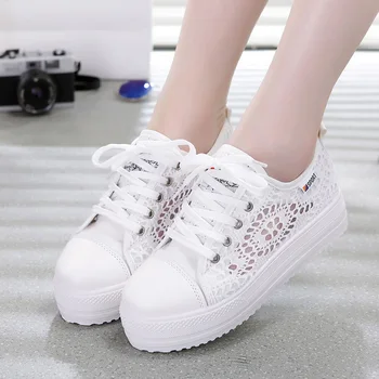 Zapatos de las mujeres 2020 de la moda de verano casual zapatos blancos recortes de encaje lienzo hueco transpirable plataforma plana zapatos de mujer zapatillas de deporte 1460