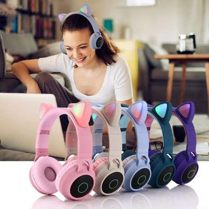 LED Auriculares Inalámbricos Bluetooth 5.0 Gato Estéreo Auriculares del Oído de los Niños de Juegos de Parpadeo Brillante Con Micrófono Regalos de Navidad 0