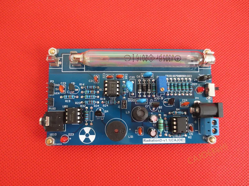 DIY Montado Contadores Geiger Kit Contador Geiger Módulo de Miller Tubo GM Tubo Detector de Radiación Nuclear Con Sonido de Alarma de Luz 0