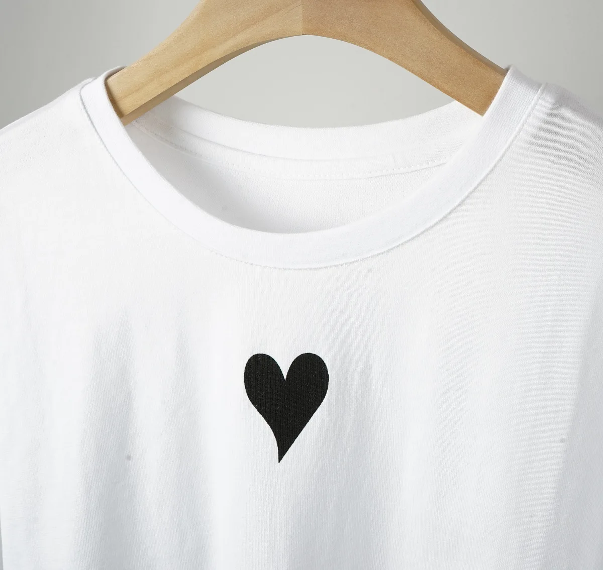 2021 De La Primavera Verano De La Mujer T-Camisa De Señora O-Cuello Suelto Amor Impresión Del Patrón De Manga Corta Camiseta Blanca Superior 0