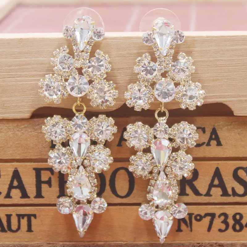 Oro champán de los aretes de brillantes lindo de las mujeres earring2019 más reciente rojo/rosa de la boda /fiesta del arete Zerong nuevos aretes de diamante de imitación 0