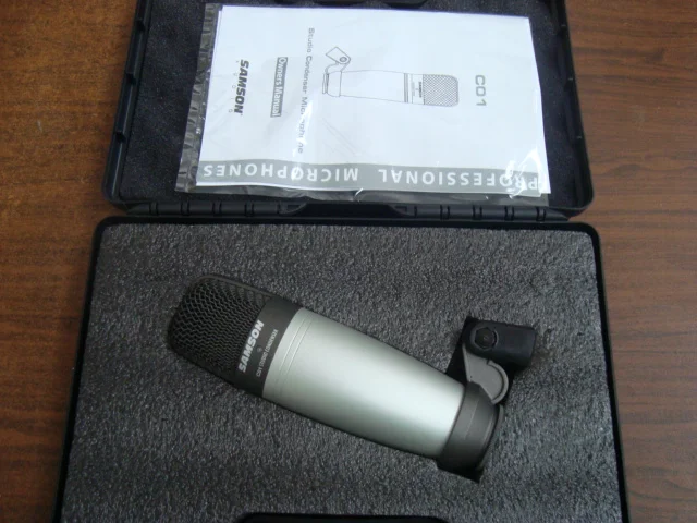 Original SAMSON C01 Micrófono de Condensador para grabación de voces, instrumentos acústicos y para su uso como y cabeza de tambor mic 1