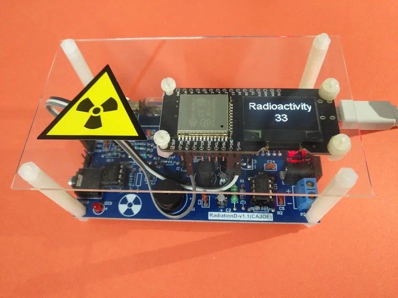 DIY Montado Contadores Geiger Kit Contador Geiger Módulo de Miller Tubo GM Tubo Detector de Radiación Nuclear Con Sonido de Alarma de Luz 1