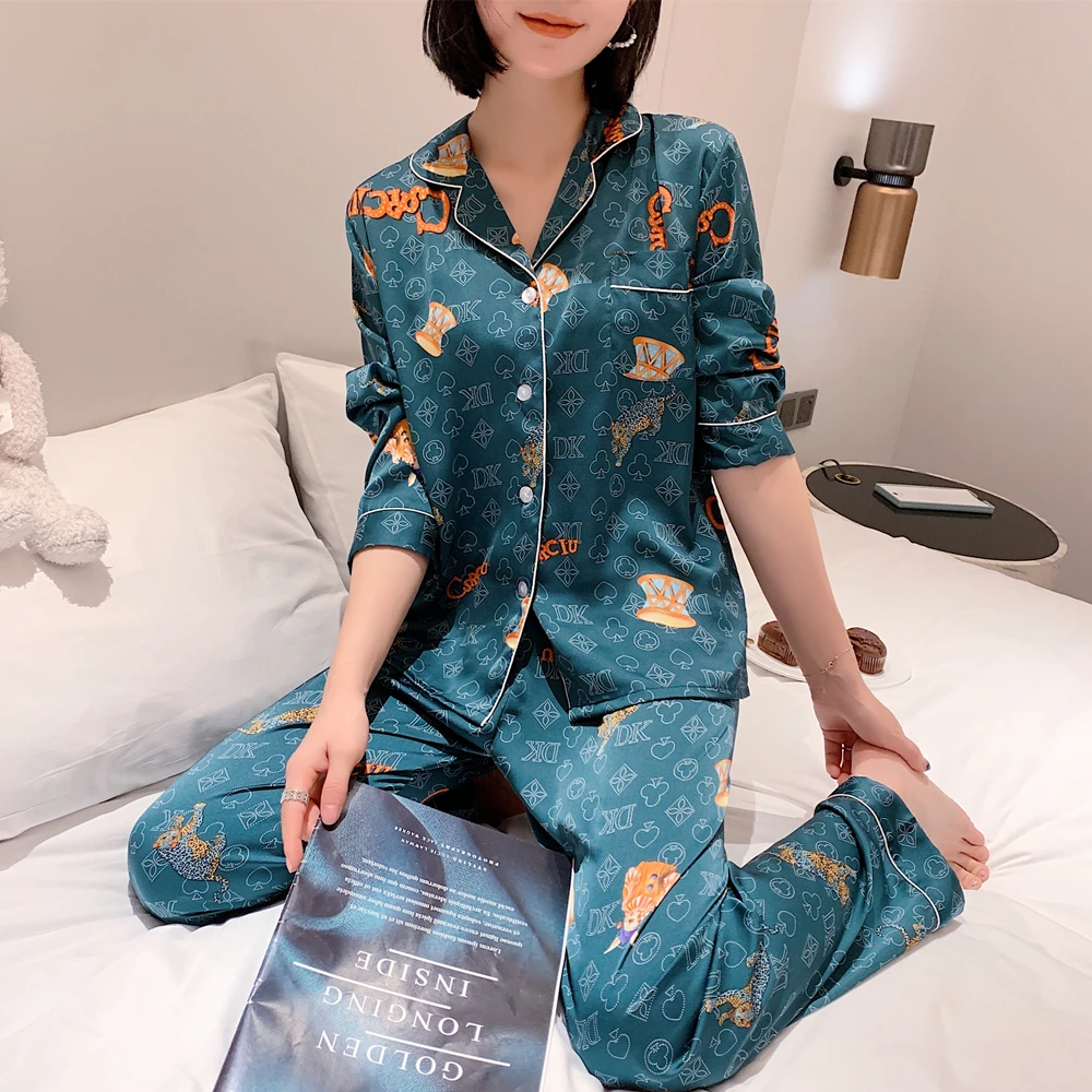 El Hielo De Seda Del Pijama Conjuntos De Impresión De Dibujos Animados De Satén De Las Mujeres Ropa De Dormir De La Primavera De Manga Larga Pijama 2 Piezas Casual Ropa De Hogar Pijamas Loungewear 1