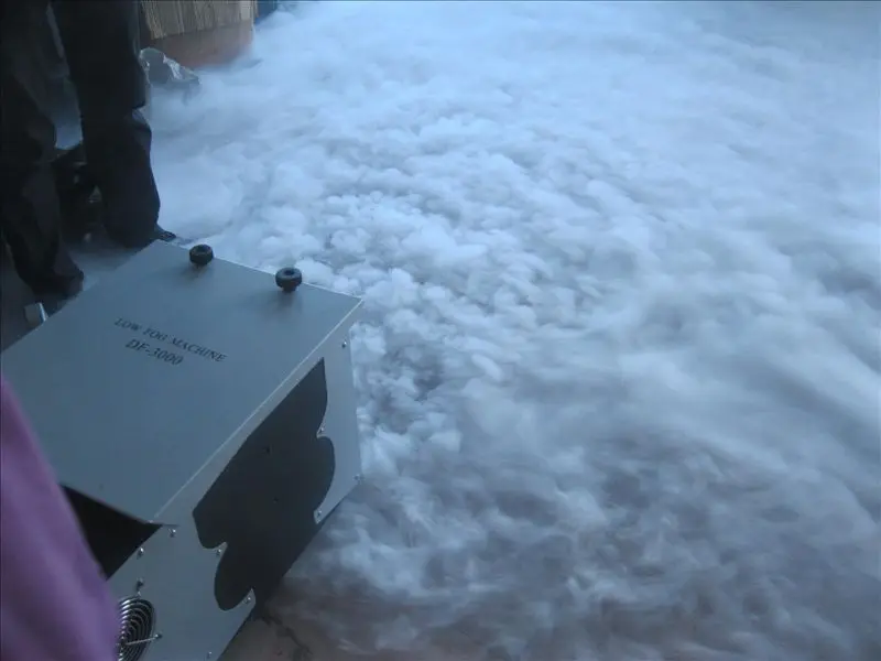 Envío gratis impresionante Continua 3000W Bajas de Neblina en el Suelo de la Máquina con Aceite y Congelado de Hielo(no es necesario el hielo seco de CO2) Equipo de Escenario 1