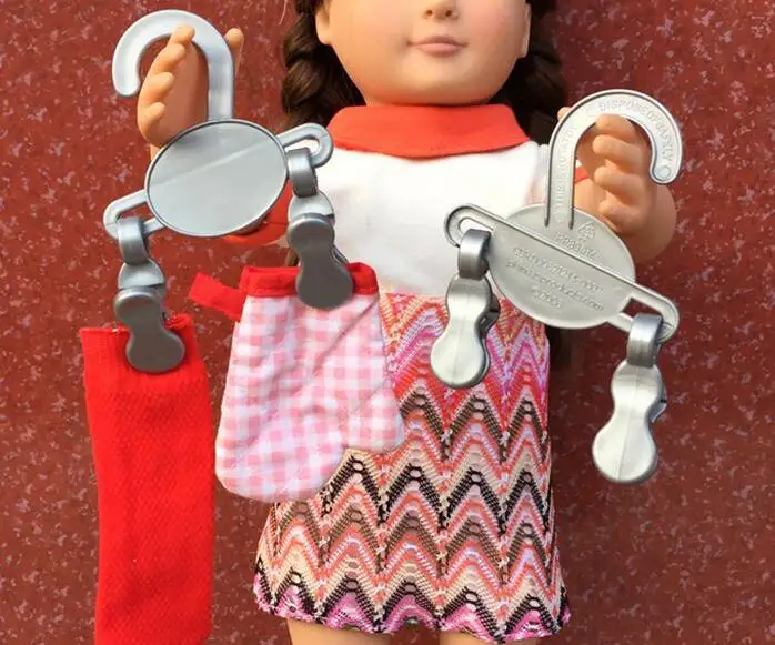 10pcs OG muñeca accesorios ganchos de ropa para la muñeca del bebé de 18