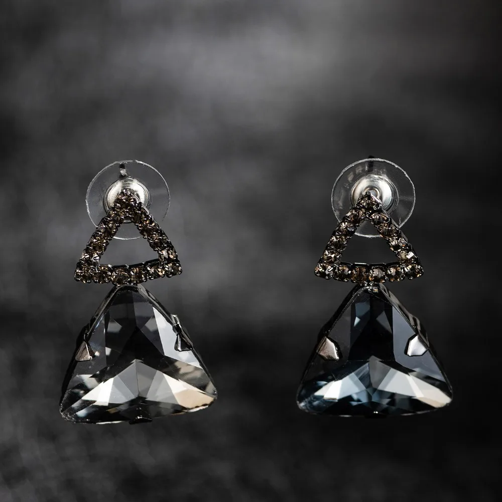 YFJEWE Clásico Negro+Blanco Nupcial conjuntos de Joyas para las Mujeres de Plata de Color de diamantes de imitación Collar aretes Conjuntos de Joyería de la Boda N386 2