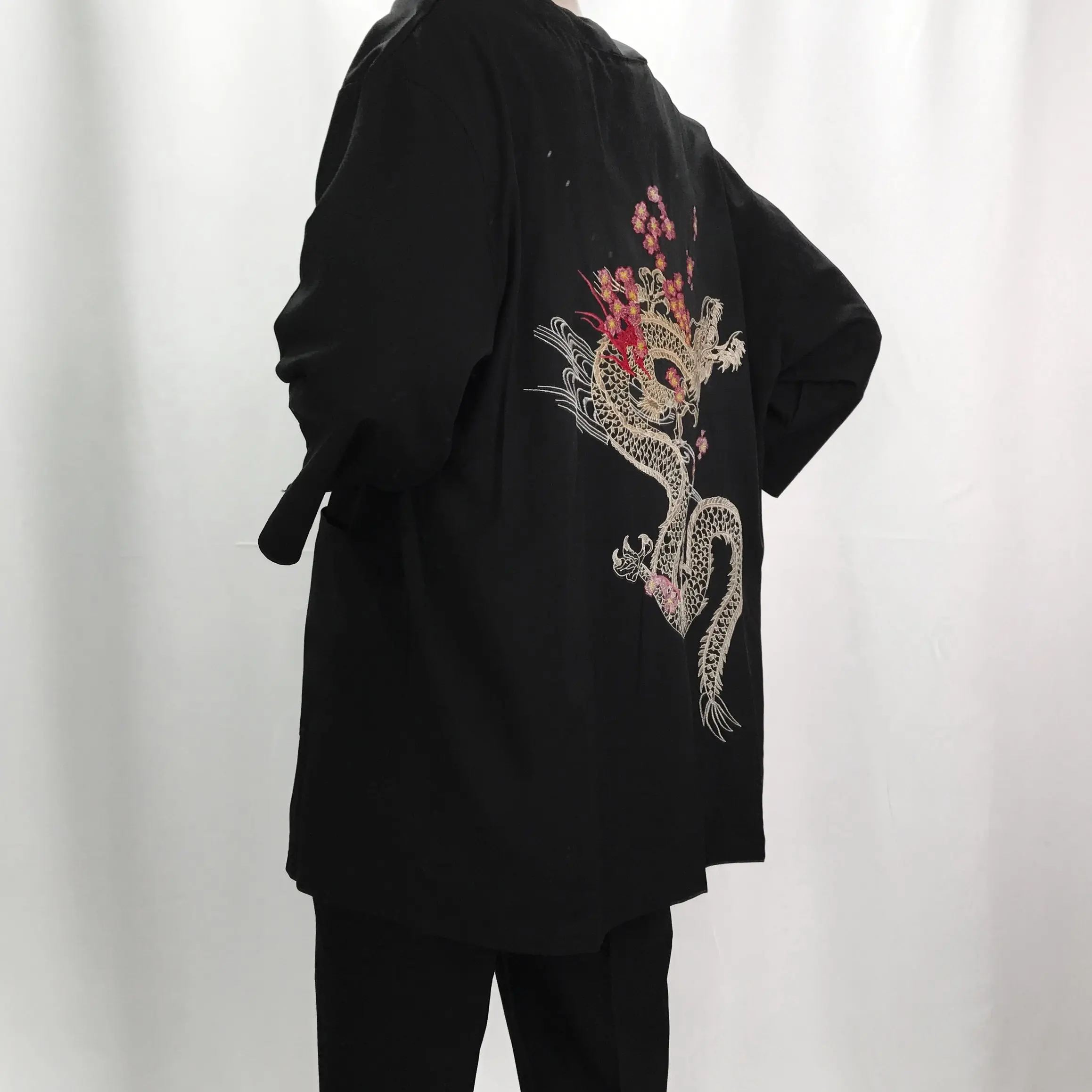 Hombre ropa de kimono chaquetas de los hombres ropa de cama de algodón chaquetas irregular kimono bordado chino tops cardigan hanfu indio outwear 2