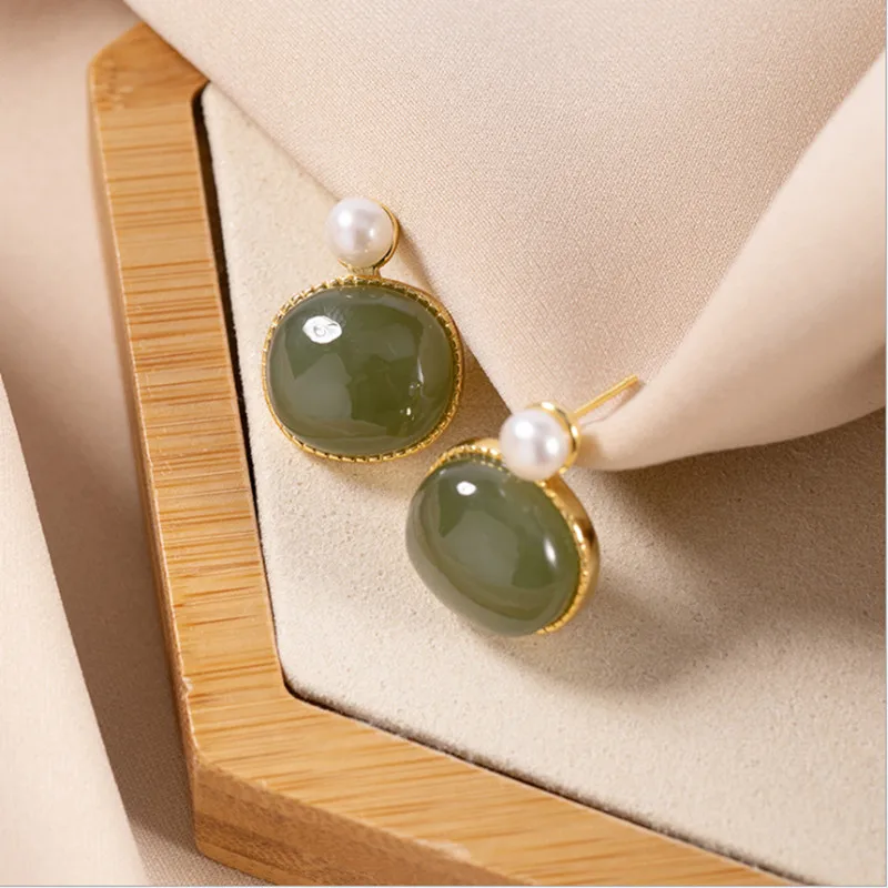 Uglyless Real de las Piedras preciosas Naturales de Jade Verde Aretes para las Mujeres Minimalista en Blanco Aretes de Perlas Aretes de Plata 925 E1794 2