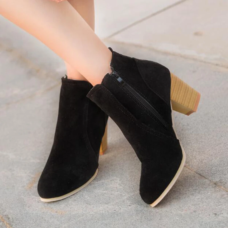 COVOYYAR 2019 las Mujeres de la Moda Botas de Tacón Grueso de las Mujeres Zapatos de Primavera Otoño Sólido de la Ronda del Dedo del pie Zapatos de las Señoras de Negro/Rojo/Beige WBS506 2