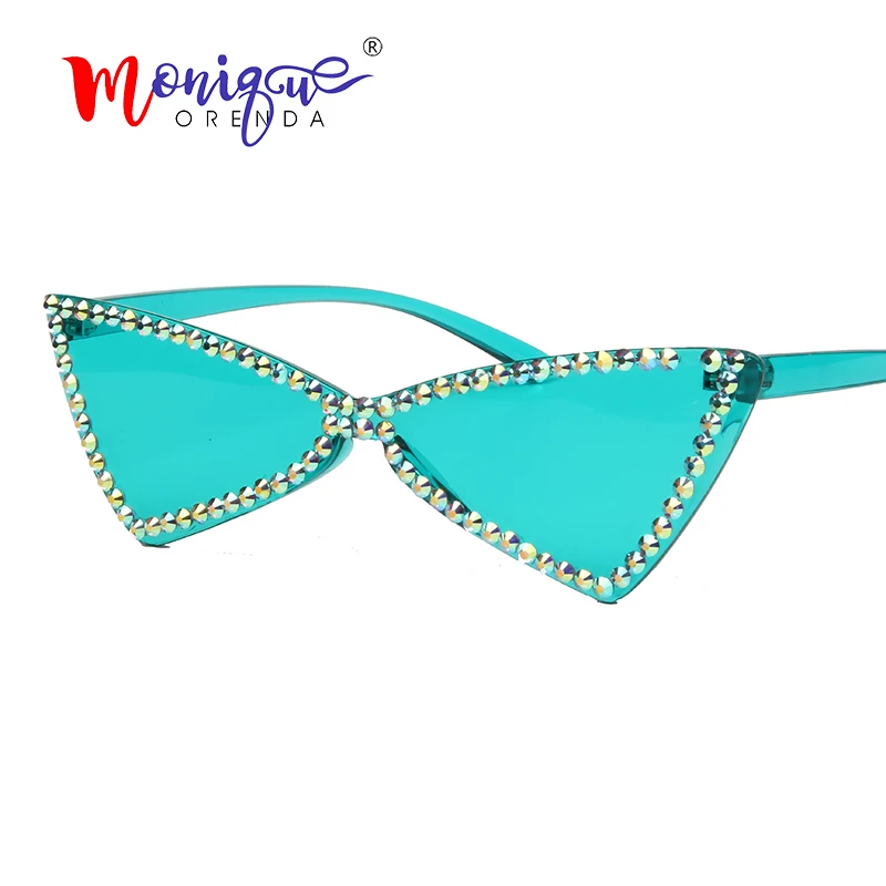 Triángulo de 2019 Cat Eye Gafas de sol de las Mujeres de Montura Vintage Rhinestone de las Gafas de sol de color Rosa Amarillo Tonos de Moda para las mujeres 2