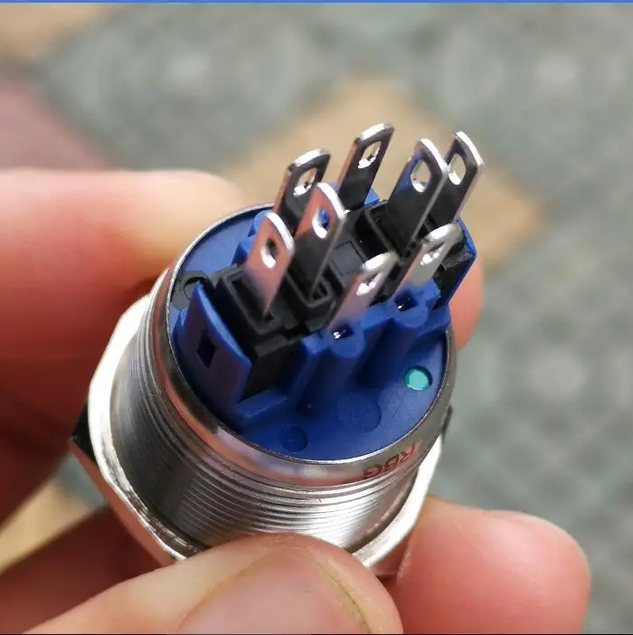 22mm Momentáneo o de enganche de 6V 12V 24V Tri-color (ROJO/ VERDE/ AZUL) del anillo del LED LED Reset de Metal Eléctrico interruptor de botón CE, ROHS 2