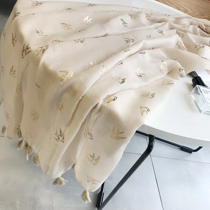 2018 Mujeres Bufandas De Algodón Delgada De Oro Tragar Impresión Bufanda De Color Sólido De Las Bufandas De Mujer Primavera Verano Temperamento Chal 6 C 3