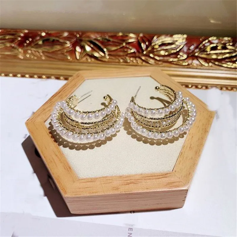 De Color oro Multi-capa Simulada de Perlas de diamantes de imitación Pendientes del Perno prisionero Para las Mujeres 2019 Nueva Moda Elegante hecho a Mano Pendientes de la Joyería Regalos 3