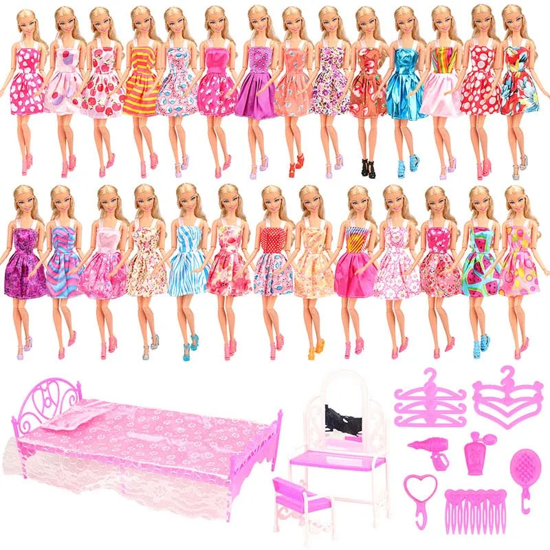 Moda hecha a Mano de 33 Artículos/lote de Muñecas Accesorios al Azar de la Muñeca Presidente de la Tabla de Vestirse Conjunto de Cama Para barbie, Juego de Año Nuevo Juguetes Para los Niños 3