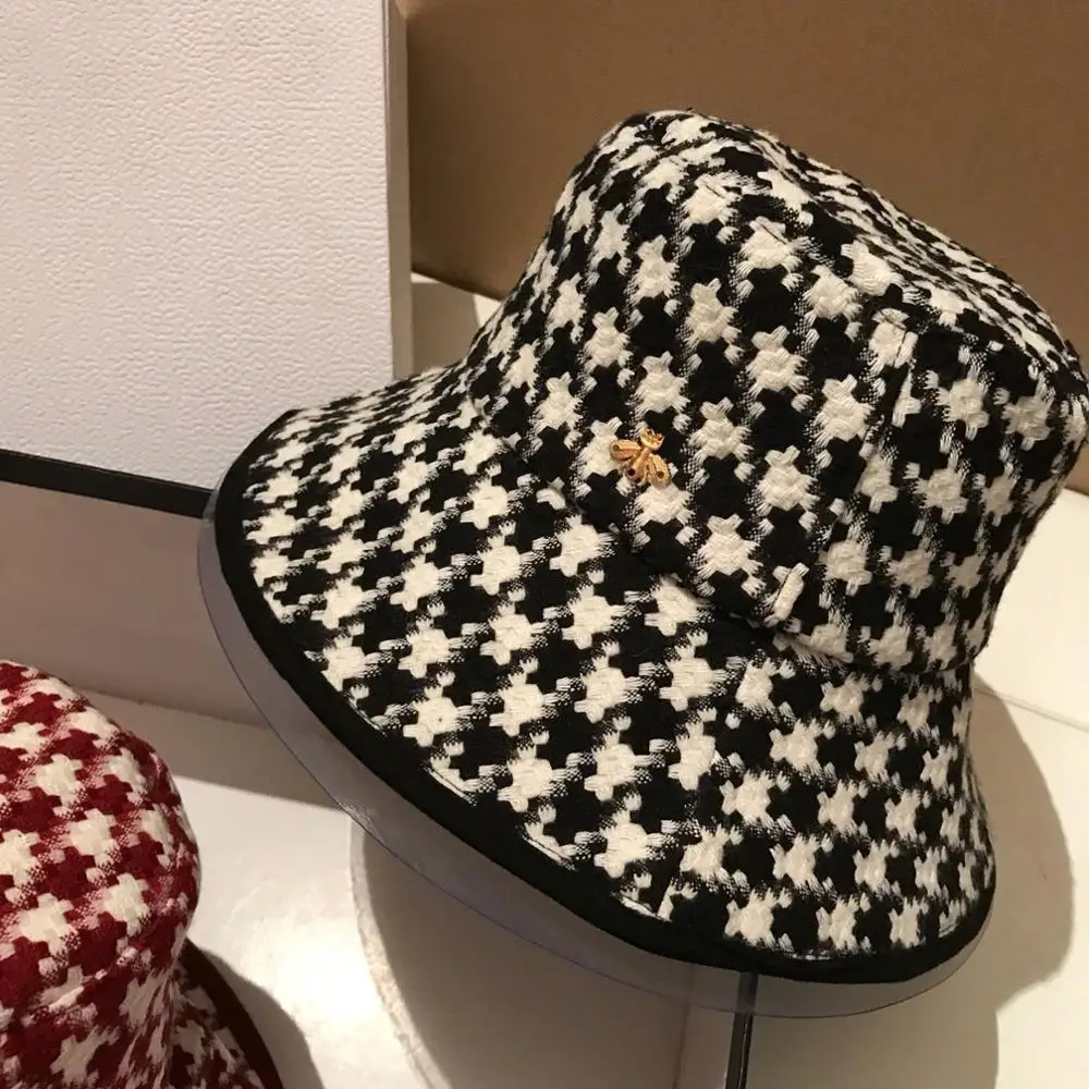 2020 de la Marca de la Abeja de la moda pescador sombrero de primavera otoño Invierno Entramado de los sombreros de las mujeres de Negro de la tela escocesa de los sombreros femeninos de tweed a cuadros bucket hats 4