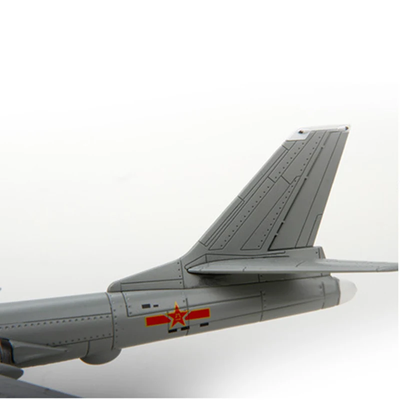 Escala 1/144 de Aleación Estratégico de Bombardero de la Fuerza Aérea China H6K Modelo de Avión de Combate de Juguetes a los Niños de los Niños de Regalo de Colección 5