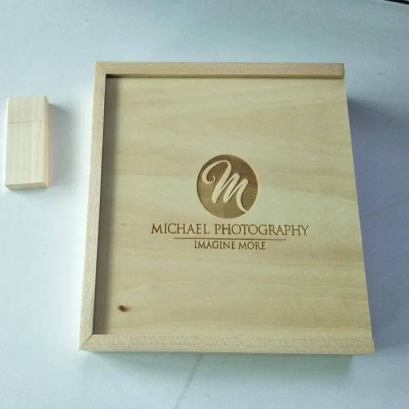 De madera USB 2.0 Flash Drive - Personalizado DIY LOGOTIPO de Arce Foto de la Caja con la Paja en el interior. Contiene Fotografías 4x6 5