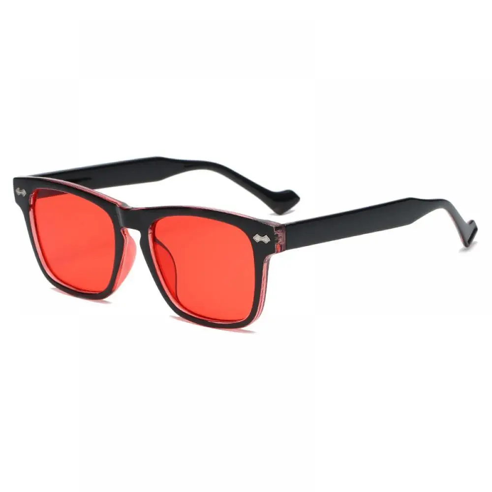 LongKeeper de Moda Unisex de la Plaza de Gafas de sol de las Mujeres de los Hombres de la Vendimia de color Amarillo Gafas de Sol Mujer Retro Remache Gafas UV400 Oculos Gafas 5